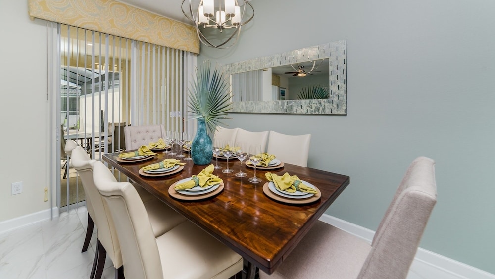Championsgate Resort 4 Bedroom Private Pool Townhome 4 Townhouse