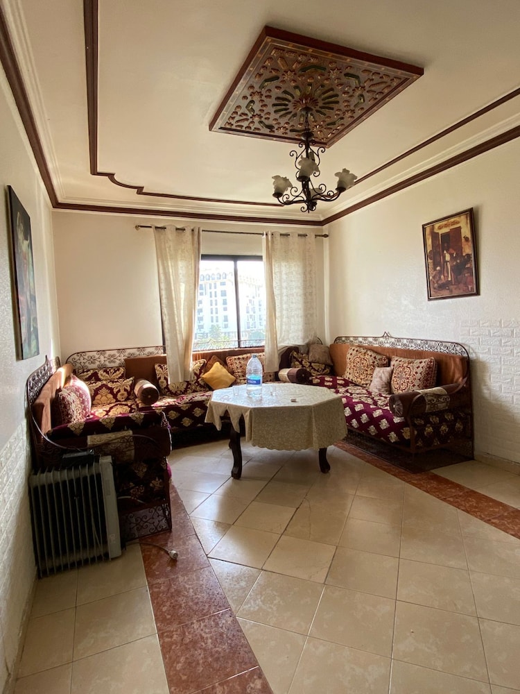 Vintage Seaview APT Full City Center