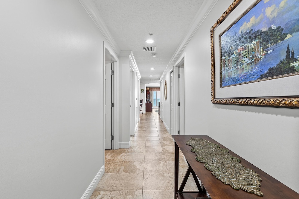 Sanibel 1104