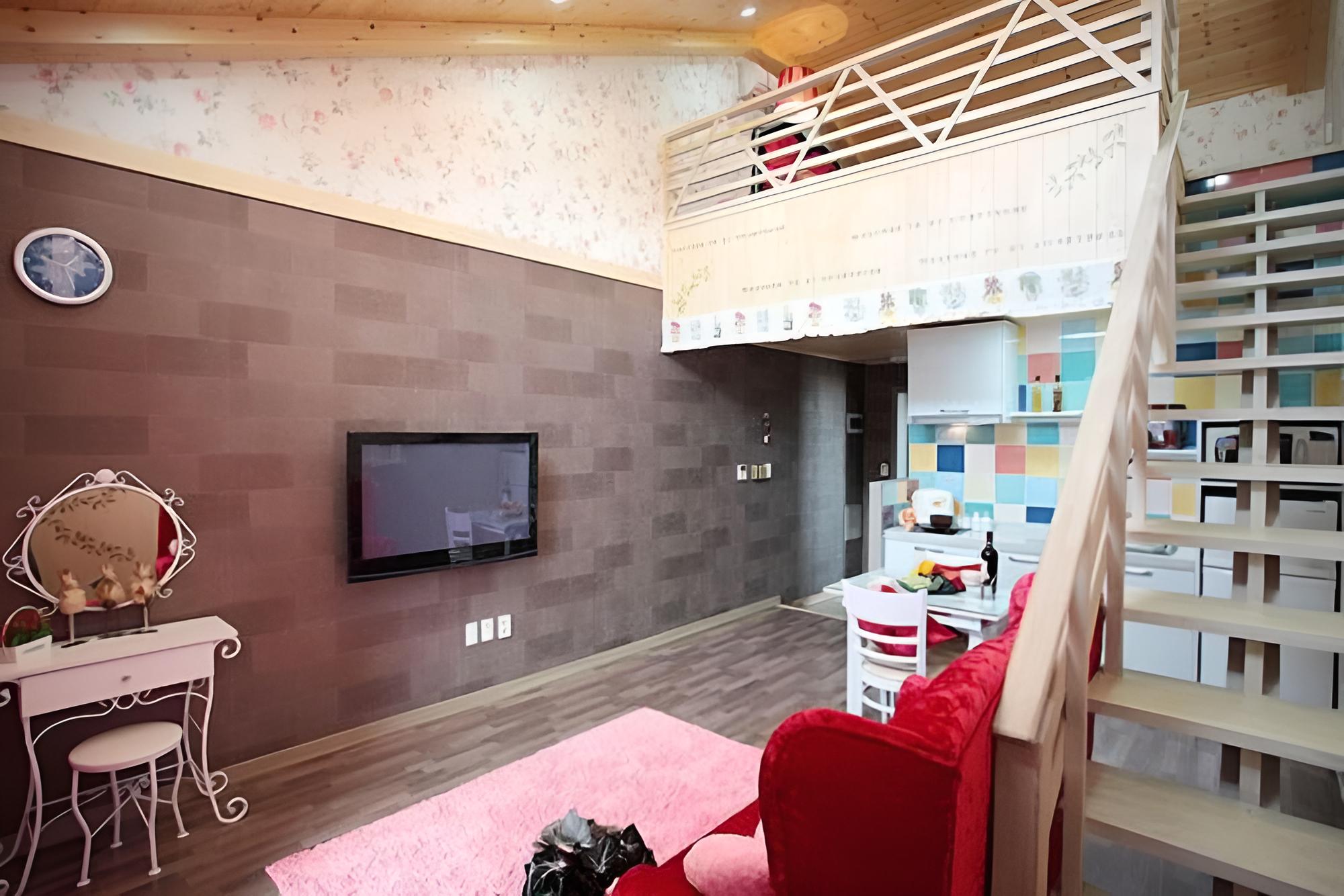 Taean Golden Wave Pension