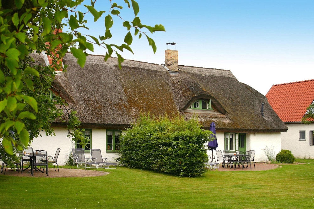 Reihenhaus Vieregge in Deutschland mit Terrasse
