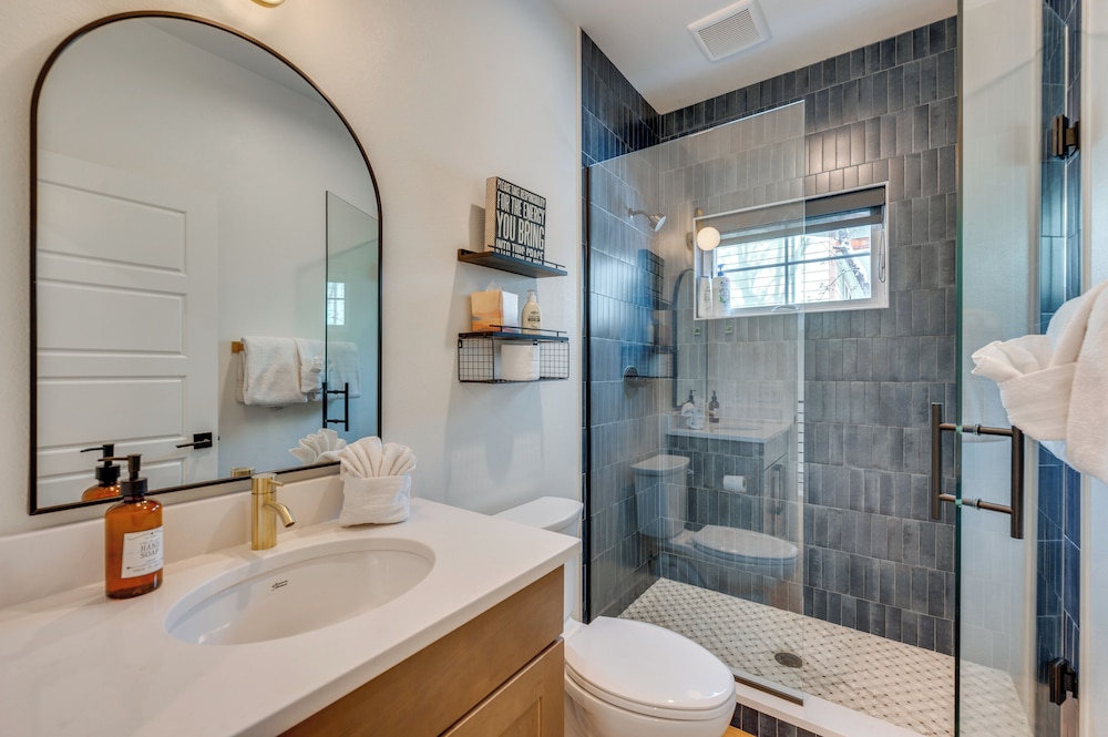 14 Mi to Boulder: Family-friendly Home in Erie!