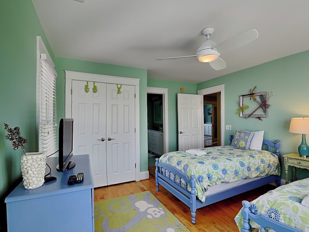 A Shore Cure by Carolina Retreats