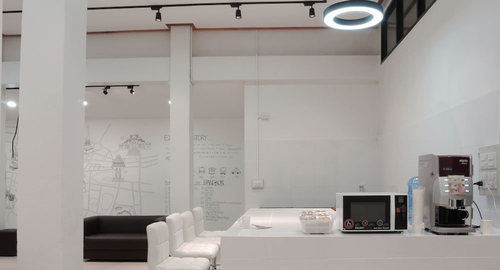 Express Hostel