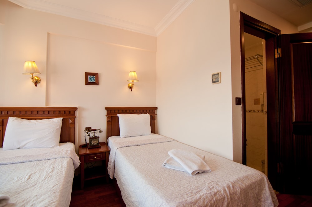 Emine Sultan Otel - Image 46