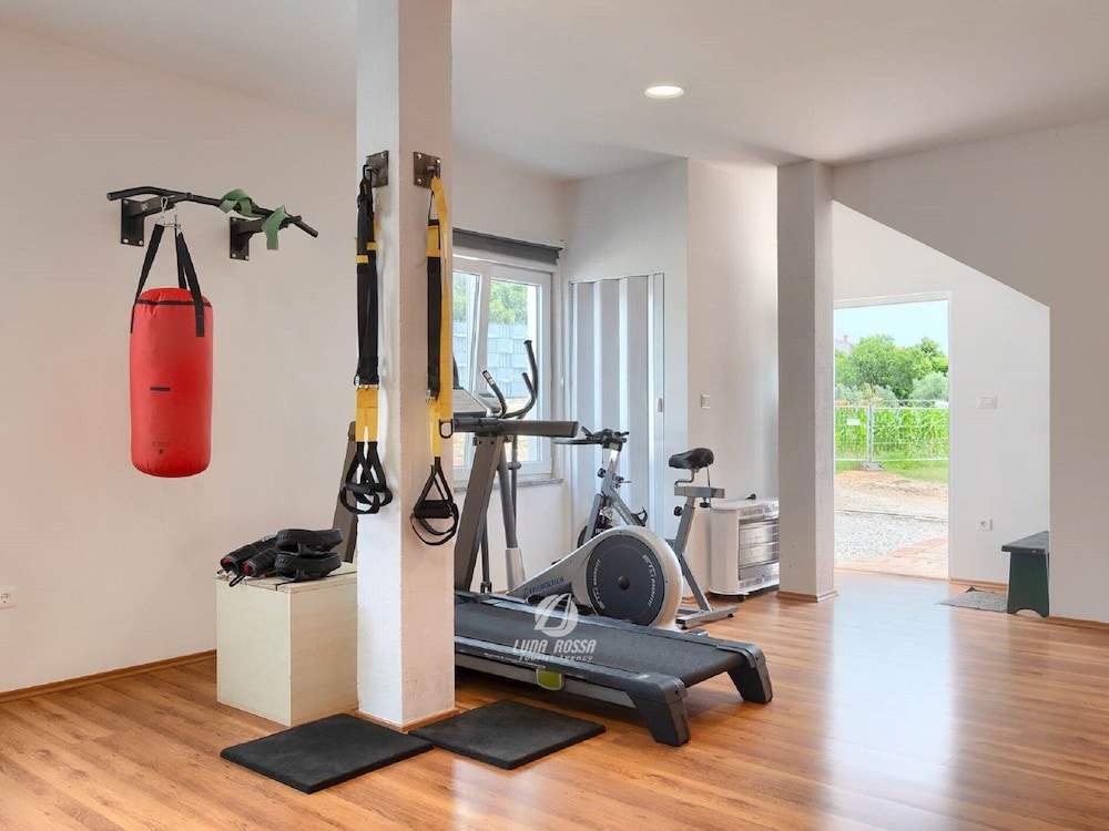 Comfortable House With Private Swimming Pool