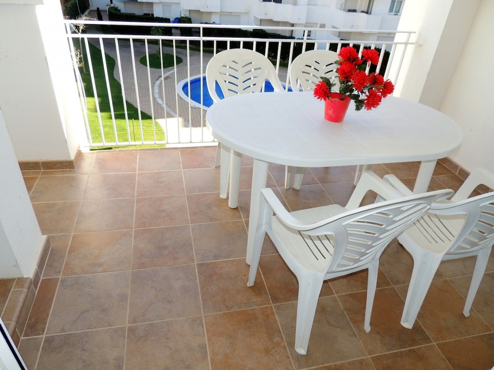 Apartment in Roses for 4 People