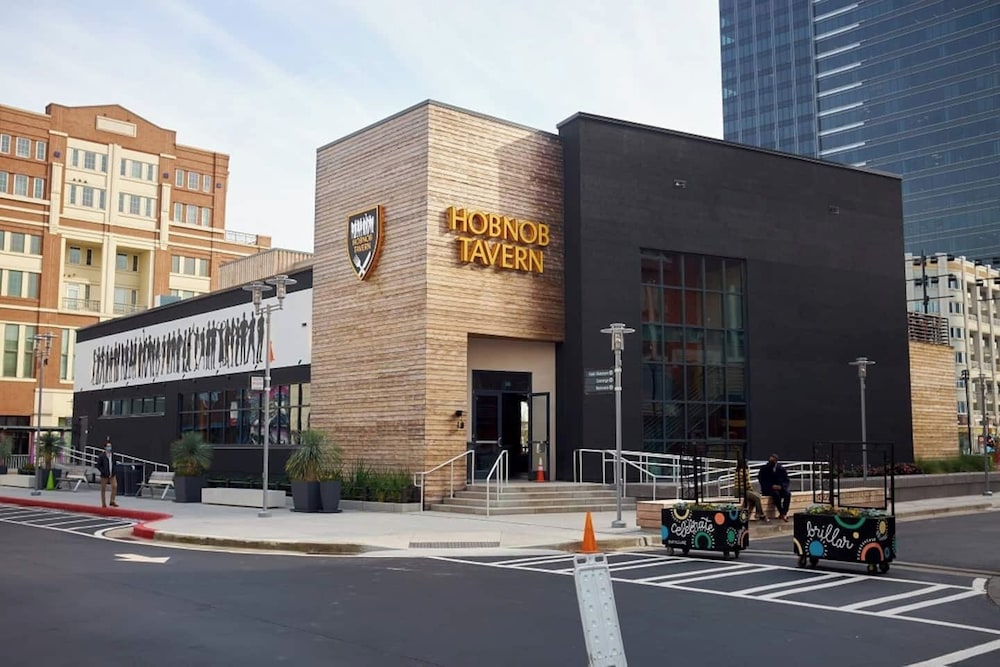 The Urban Oasis in Midtown