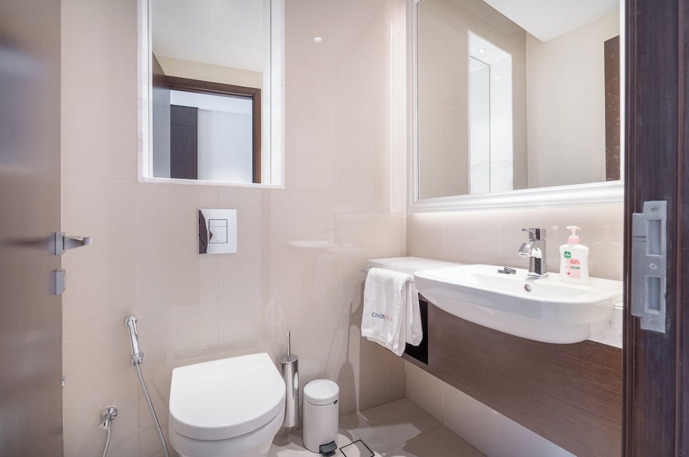Luxury Living Spectacular Burj Views