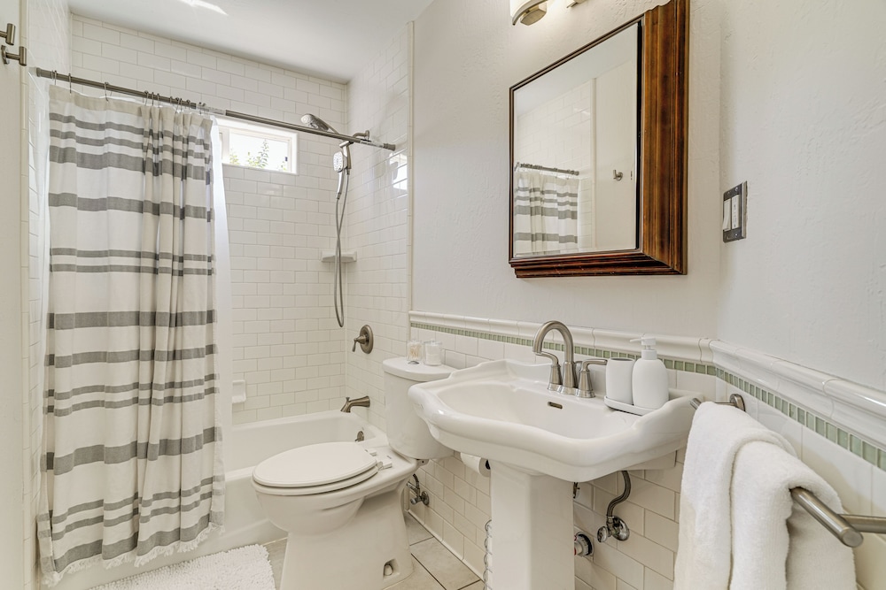 Walk to Dtwn San Jose & Sjsu: Charming + Cozy Gem!