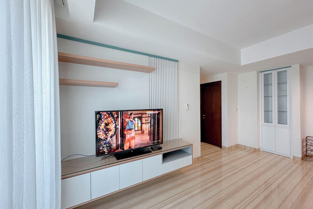 3Br Near Mall At Grand Sungkono Lagoon Apartment