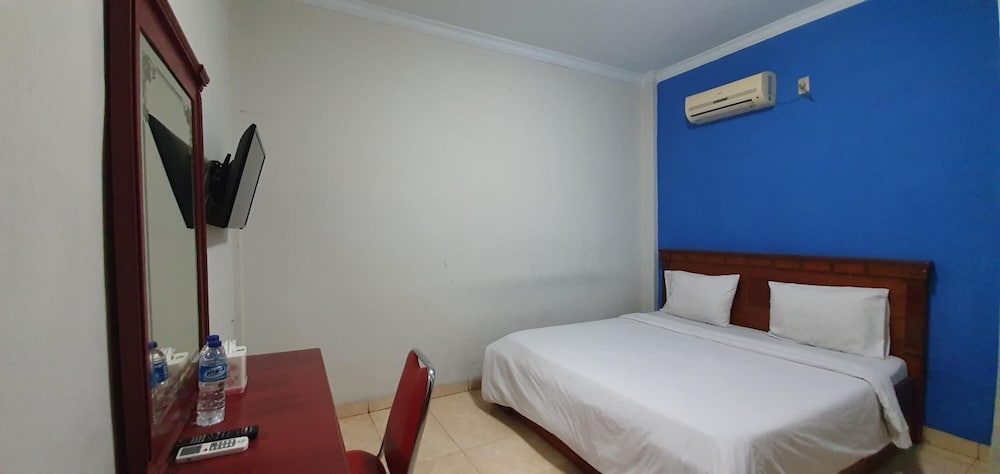 Serena Anggrek Hotel