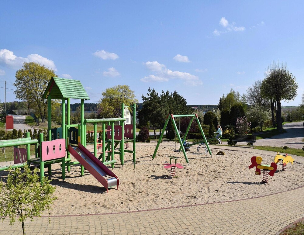 Holiday Home at the Lake in Kiedrowice