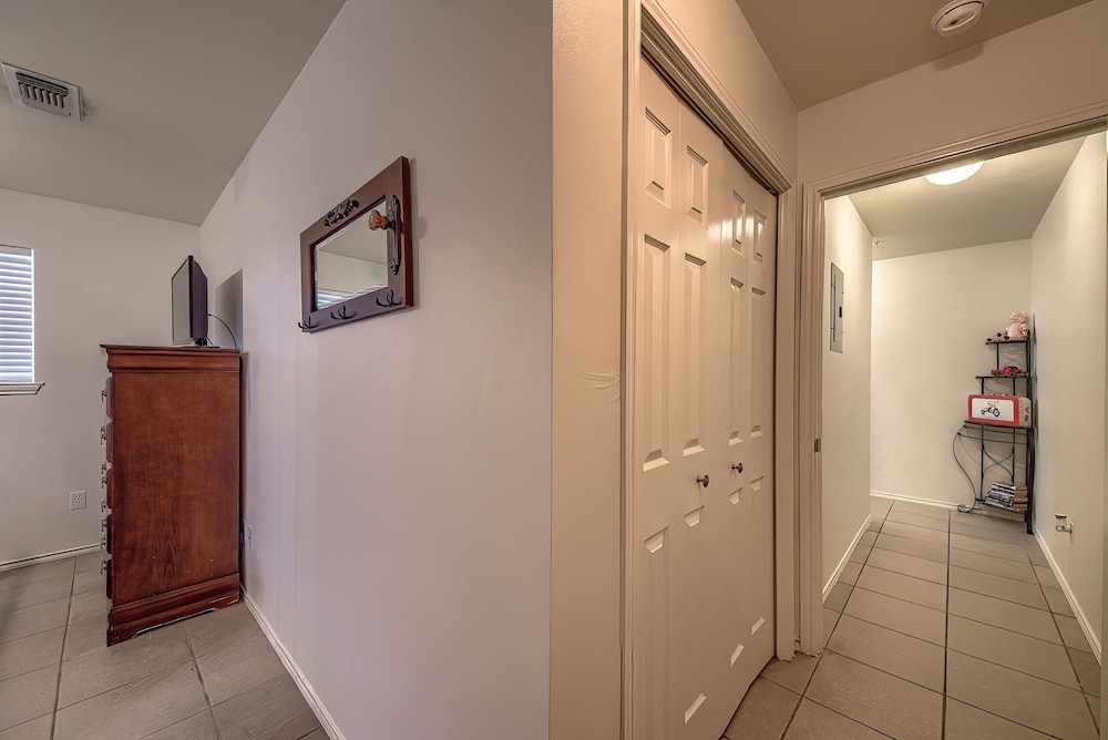 Ww D101 2 Bedroom Condo