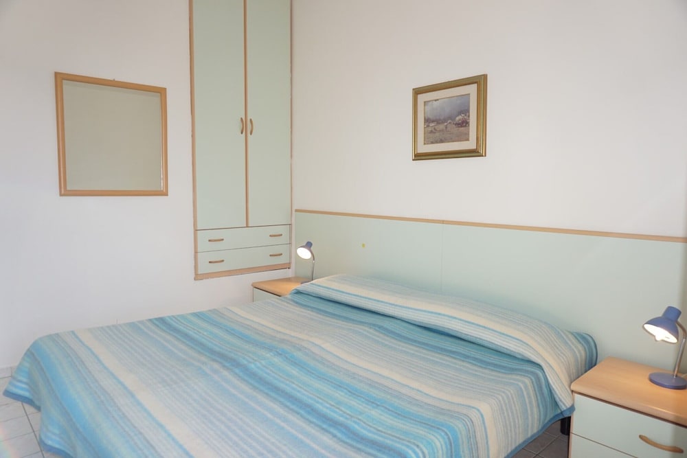 Charming Villa in the Heart of Porto S Margherita view 2