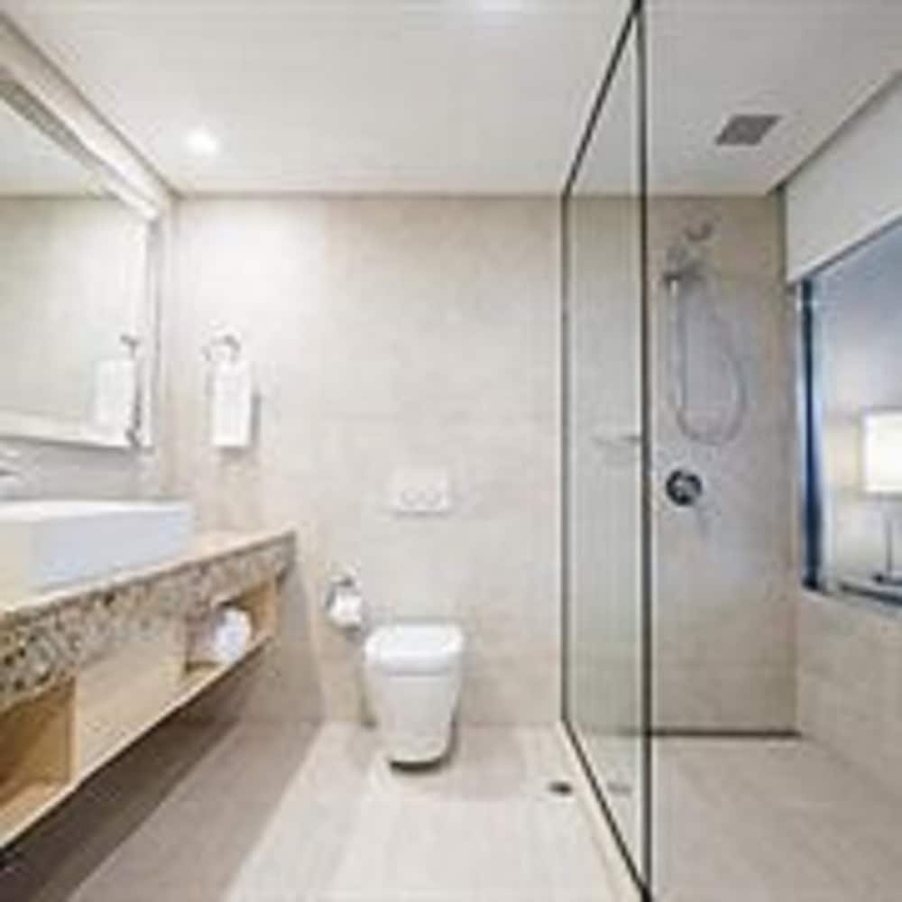 Rendezvous Hotel Perth Scarborough — photo 13