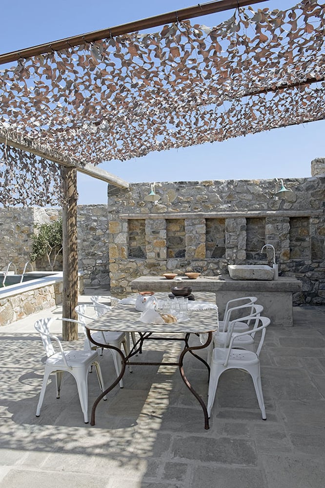 Serifos Houses Aghios Sostis