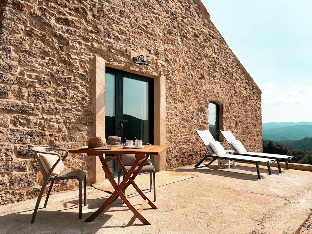 Mimosa Lodge
