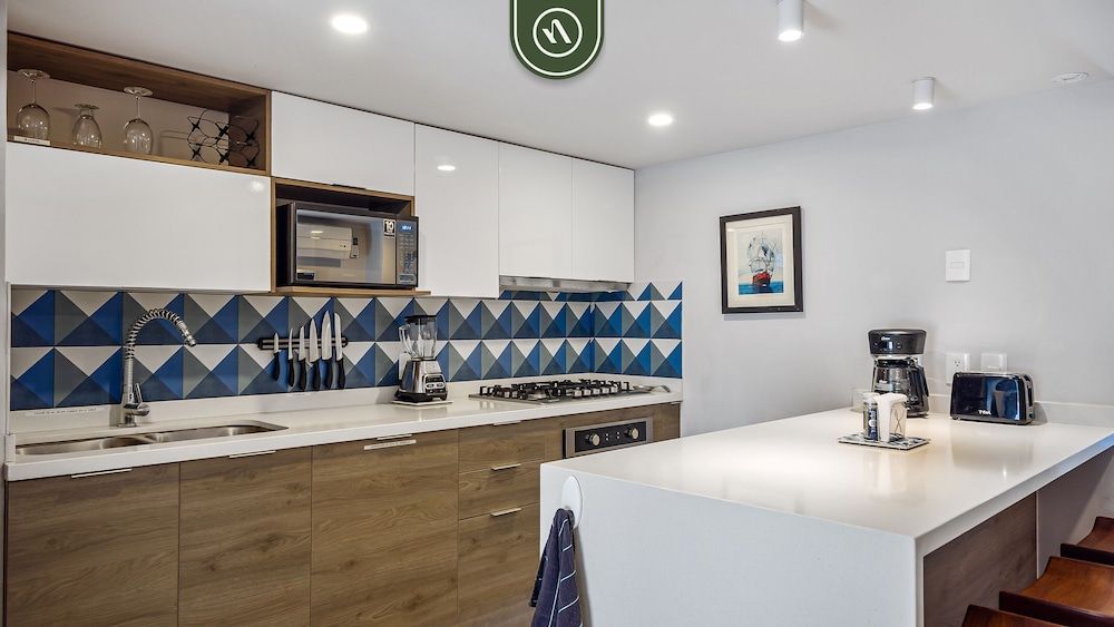 Harbor 171 by Naya Homes