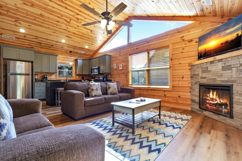 Eagle Mountain Cabin