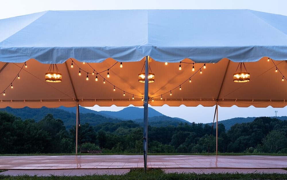 Engadine Inn  Cabins - Property Image 101