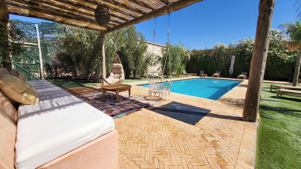 Tawenza Lodge