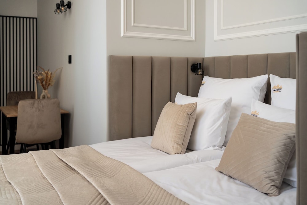 OLD TOWN Charm & Chic by Downtown Apartments