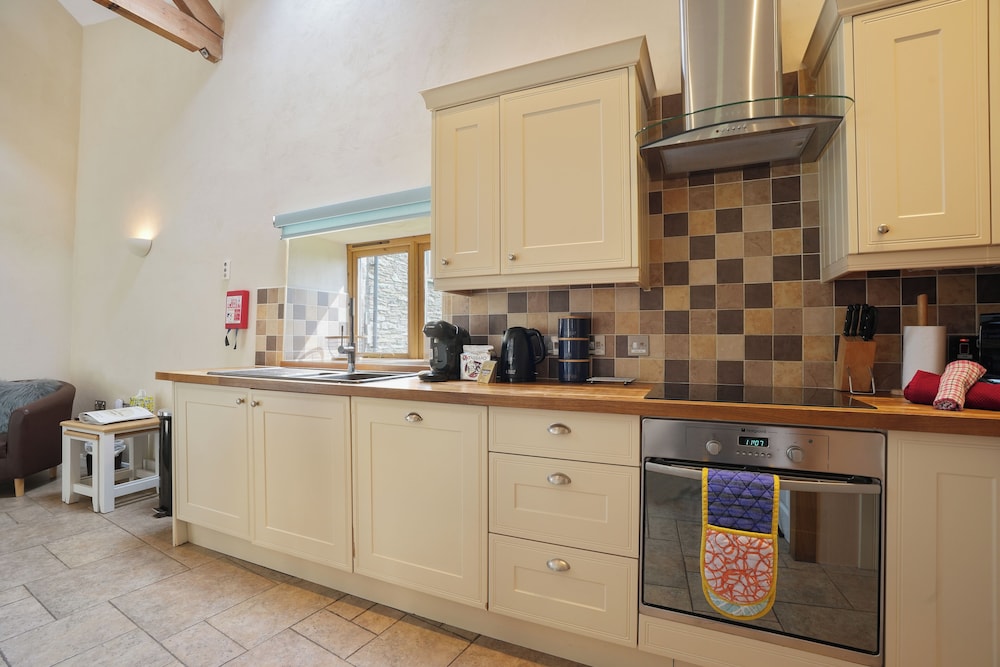 Holly Cottage