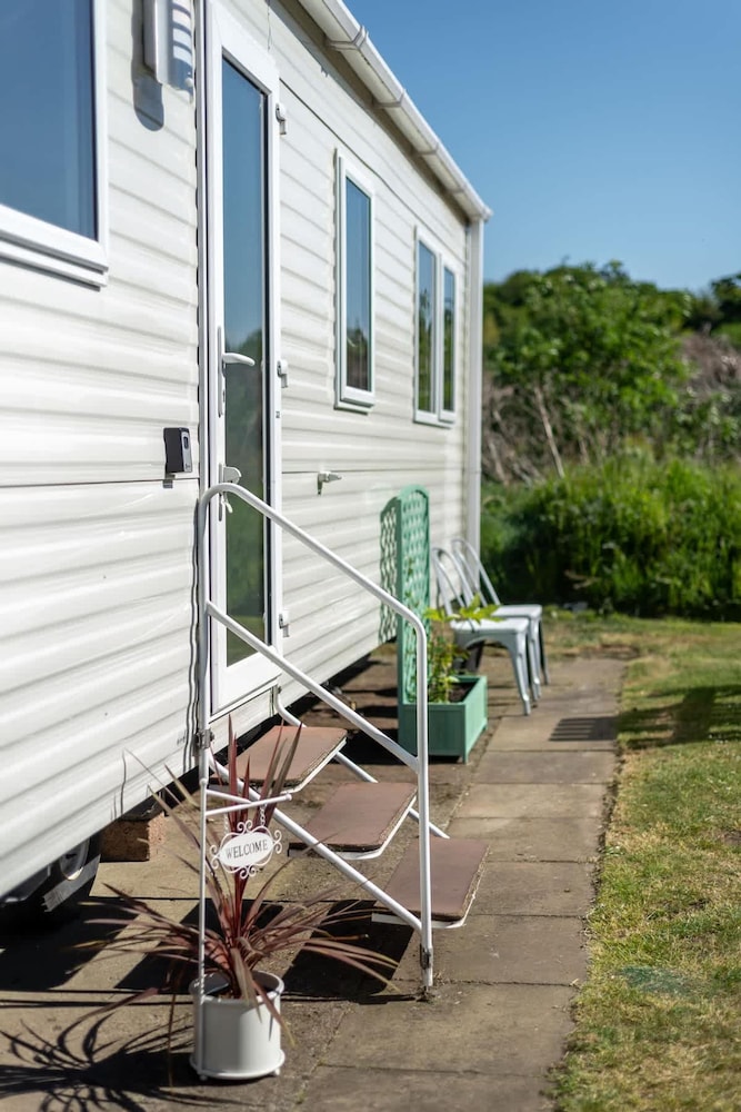 3 Bedroom Caravan-seton Sands