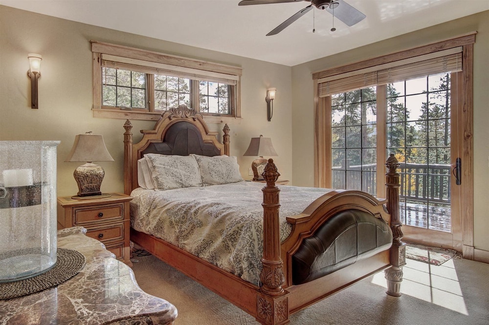 Christie Heights Retreat