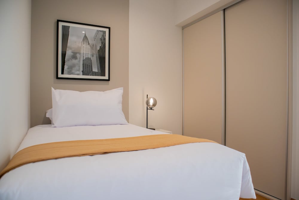 Picturesque 2BR With Fantastic Pool in Miraflores