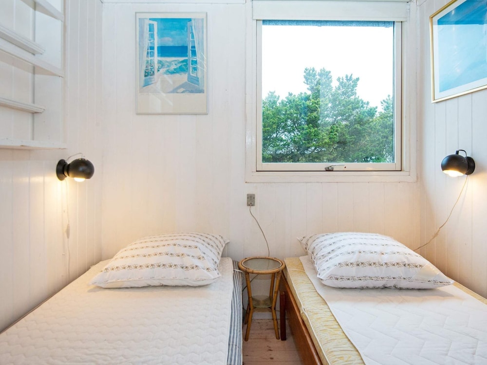 6 Person Holiday Home in Glesborg view 2
