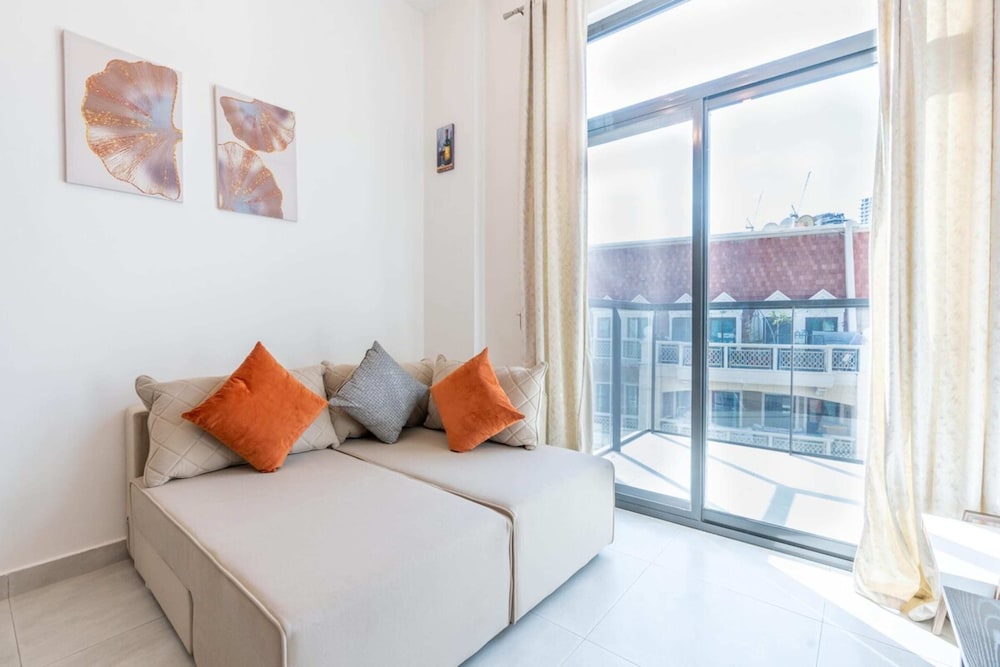 Bright & Spacious 1BD Flat With Balconydubai JVC