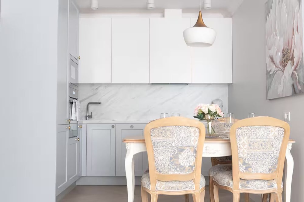 Toompea Castle 2 BR Old Town Apartment