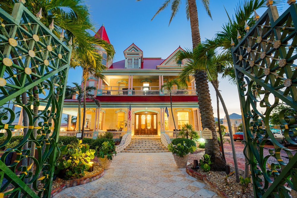 Hotel The Mansion on the Sea - Southernmost House in the USA - Image 1