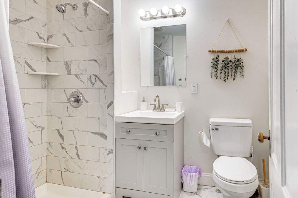 Shop & Dine: Central Stroudsburg Townhome!