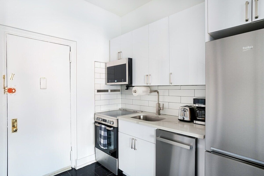 444 Midtown Apartments