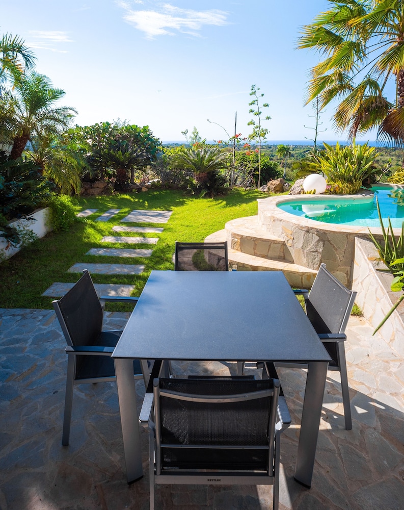 Villas Agua Dulce