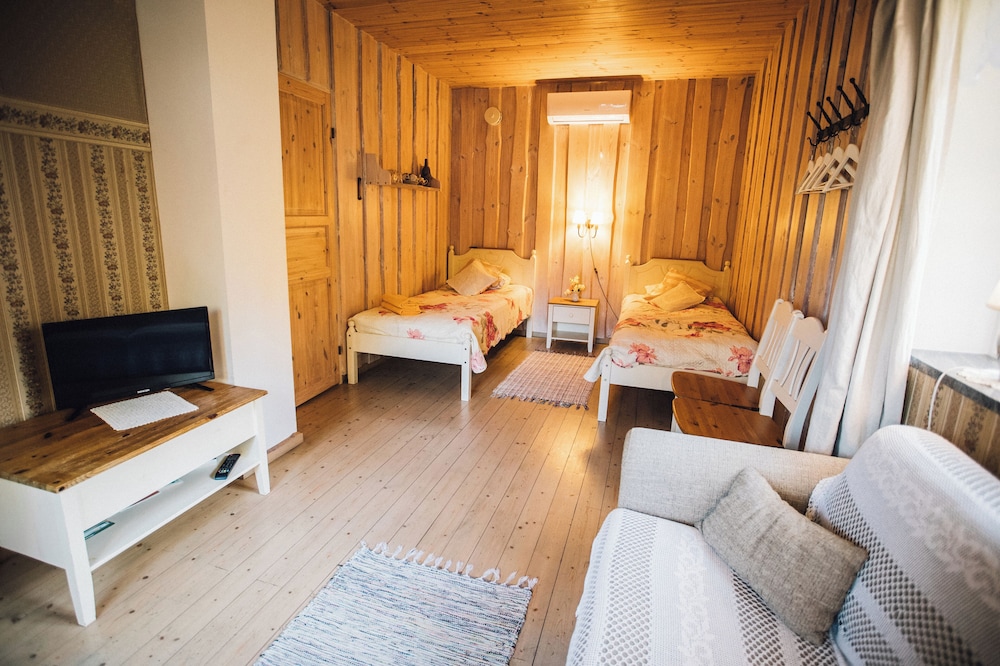 Klaara-Manni Holiday Center