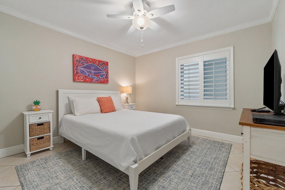 Perdido Key Vacations - Seaspray Riverside 313 - Property Image 1