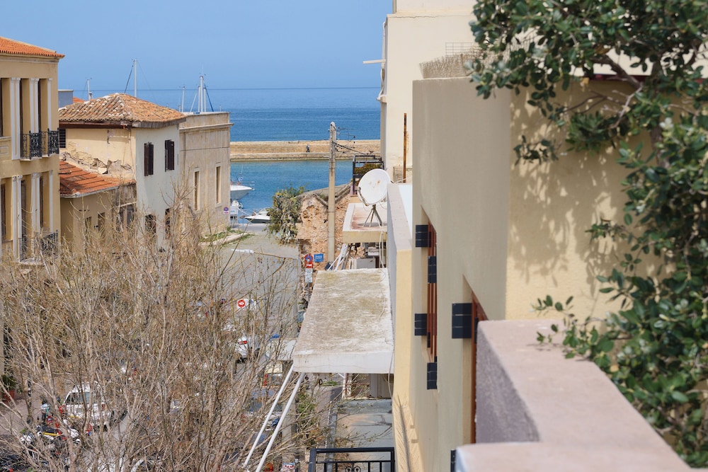 Nival Luxury Suites