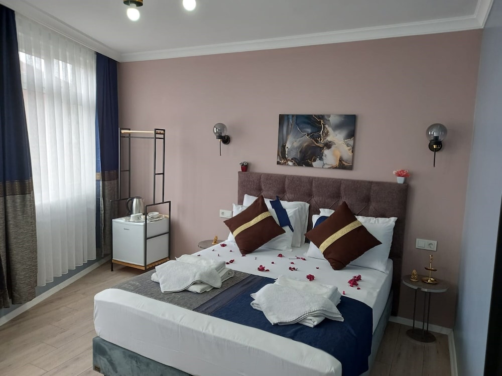 Emirhan Inn Apartment & Suites - Image 22