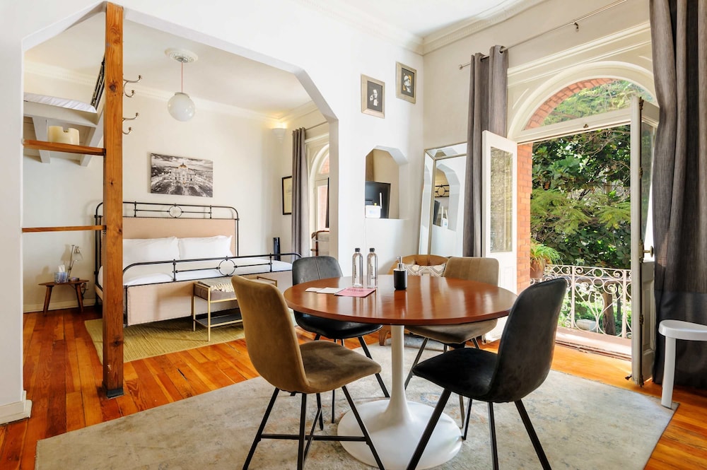 w Grandiose Loft w Great Balcony in Roma Norte — Mexico City