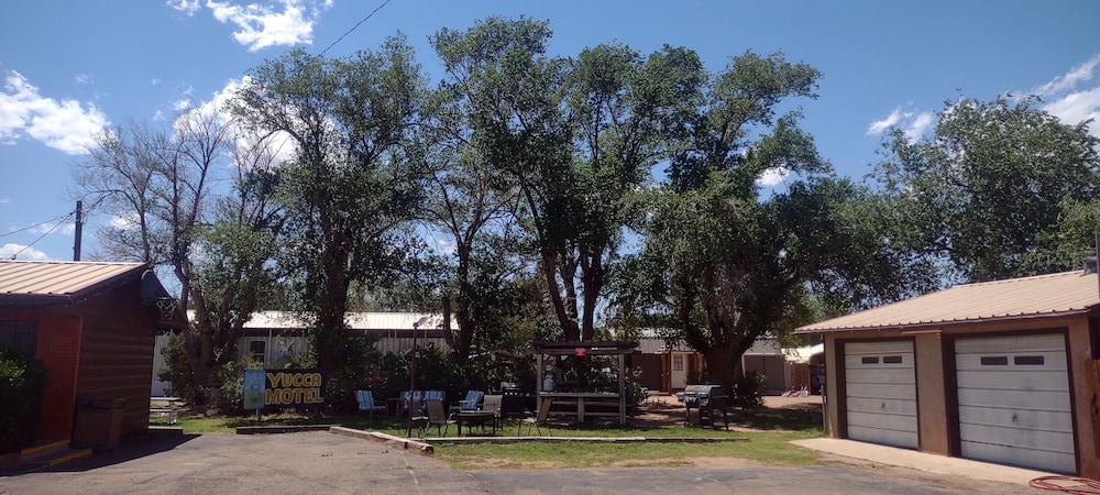 The Lodge at Ute Lake aka Yucca Motel and Cabins