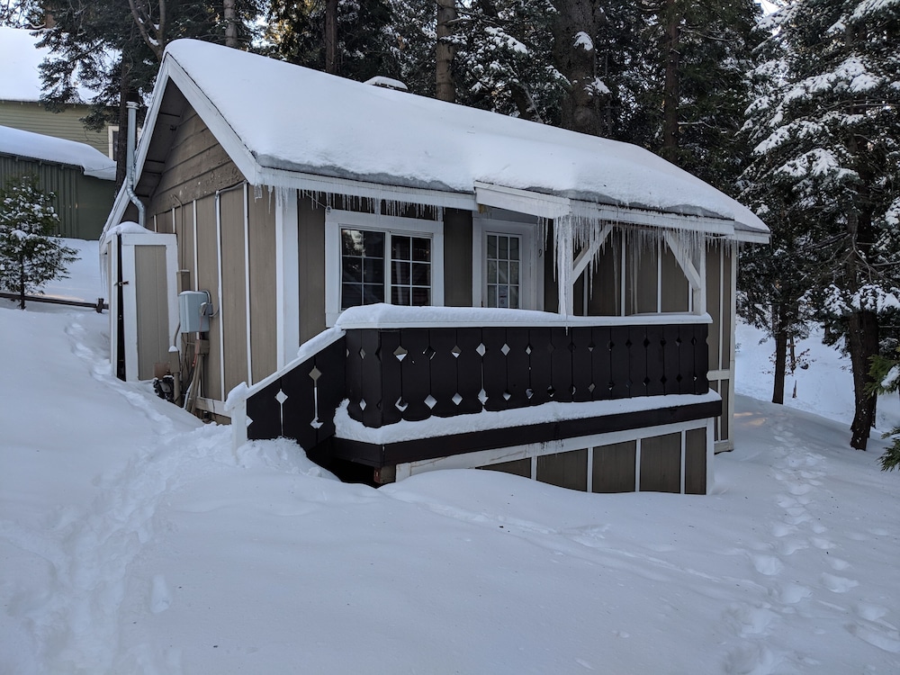 Antlers Inn