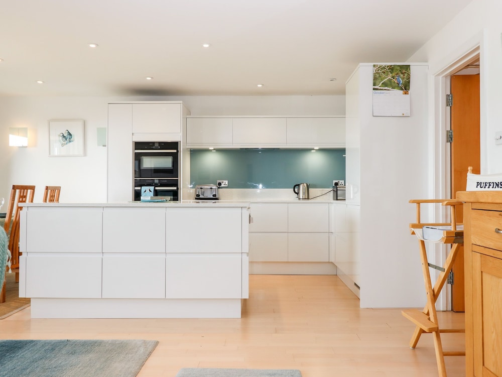 4 Burgh Island Causeway