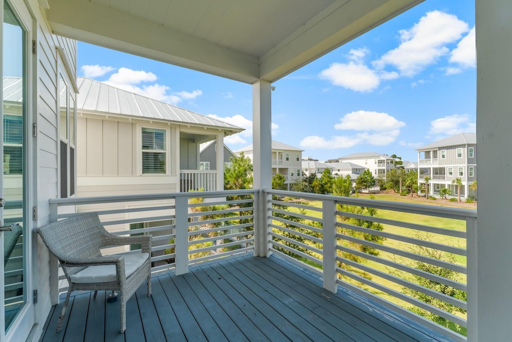 Prominence on 30A by Panhandle Getaways