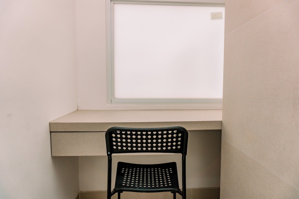 Fully Furnished And Simply Studio At Serpong Garden Apartment