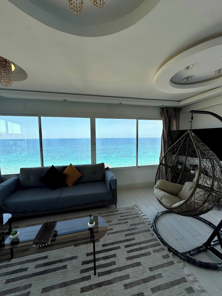 Cozy Apartment With Breathtaking View
