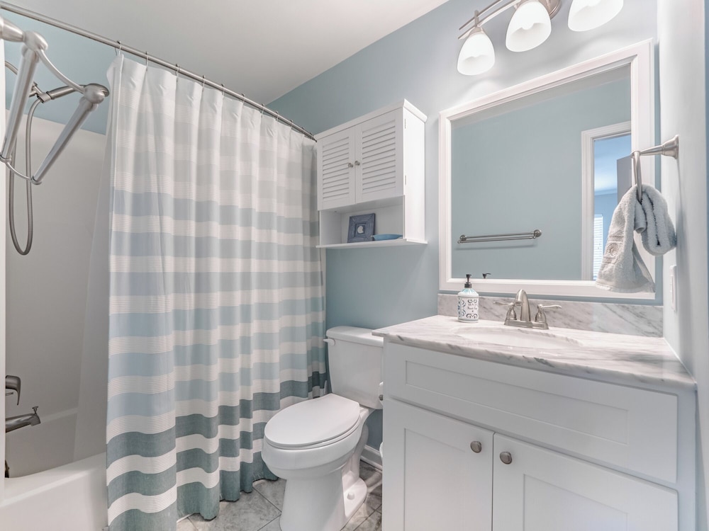 Coral Surf #A1 - Beachy Keen by Carolina Retreats